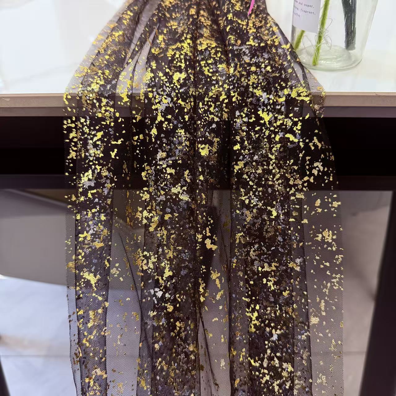 Zwarte gouden tafelloper met h - Christmas Table Runner recensie en prijs