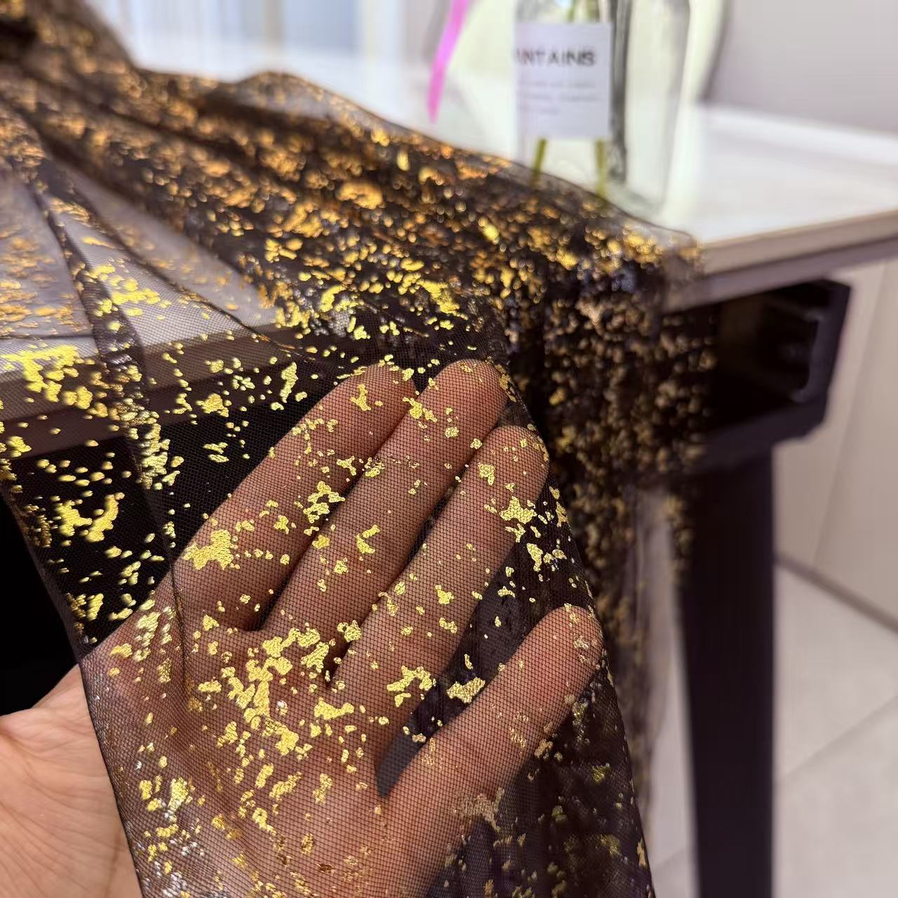 Zwarte gouden tafelloper met h - Christmas Table Runner recensie en prijs